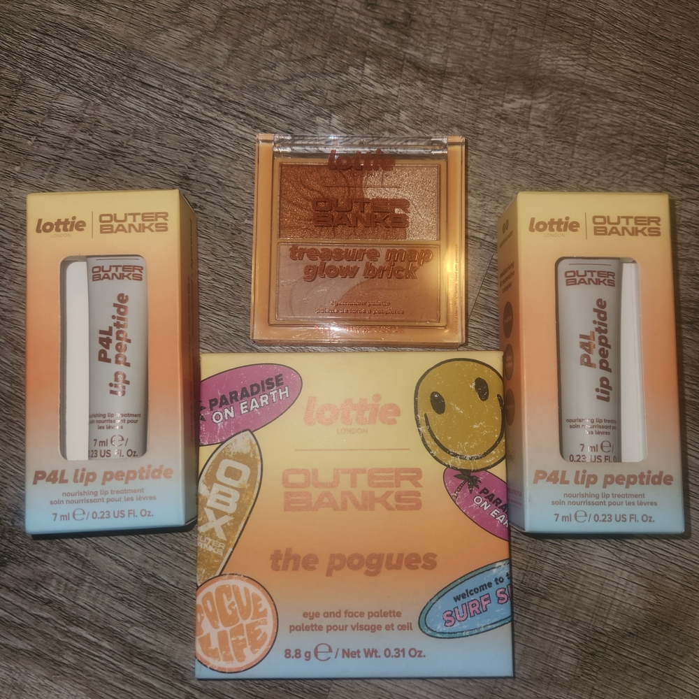 Lottie London- Outer Banks Themed Makeup Set